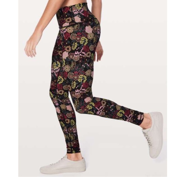 Lululemon Wunder Under Hi-Rise Tight 28" Fluorolace Multi - Picture 3 of 13